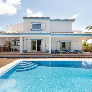 https://casa-azul-lagos.hotelaalgarve.com